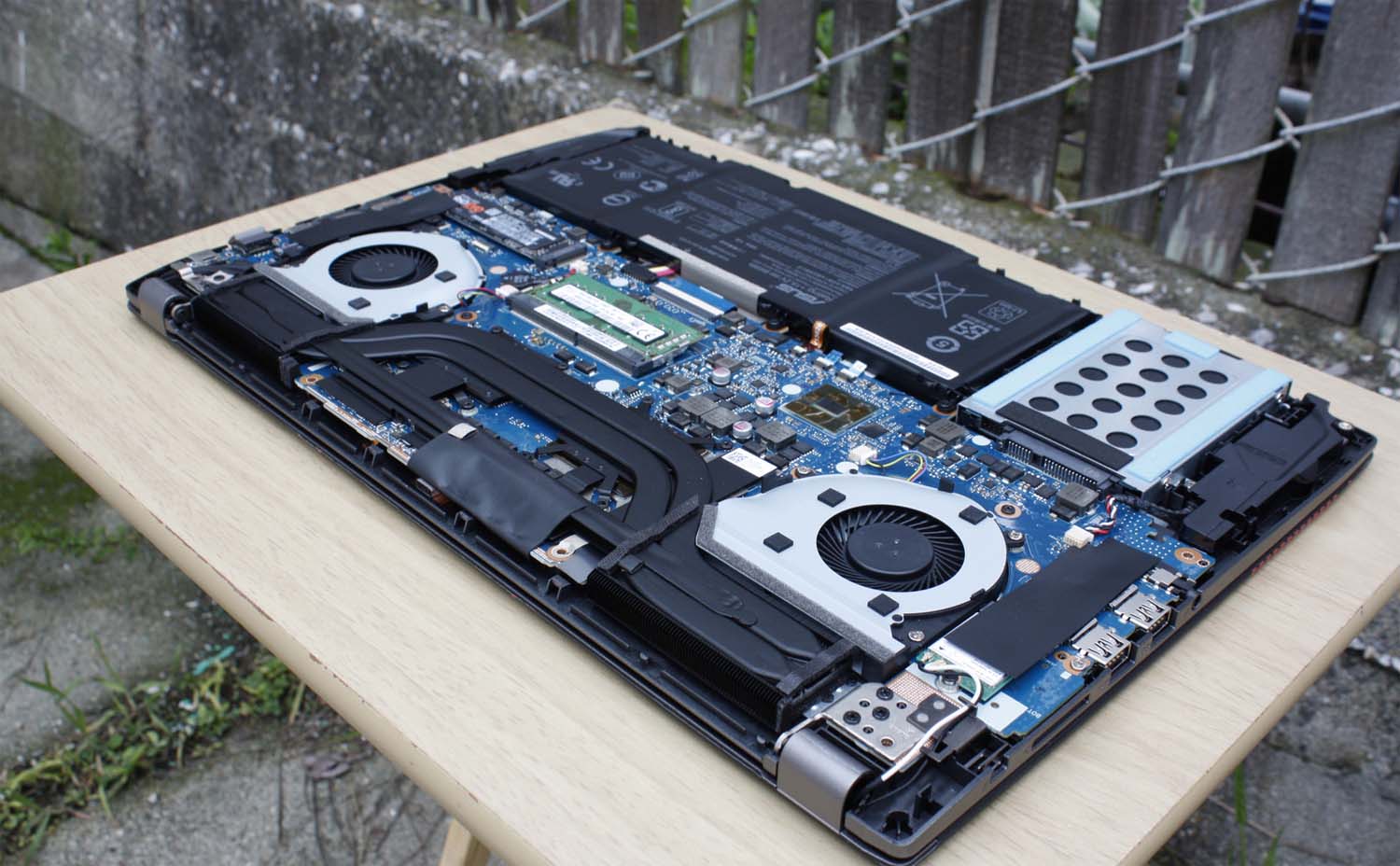 Замена или ремонт видеочипа ноутбука Compaq в Красном Селе